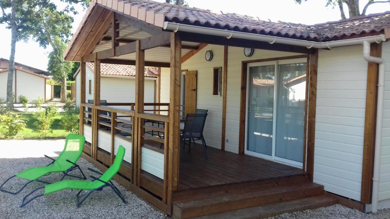 Chalet Avec Piscine Azur 外观 照片